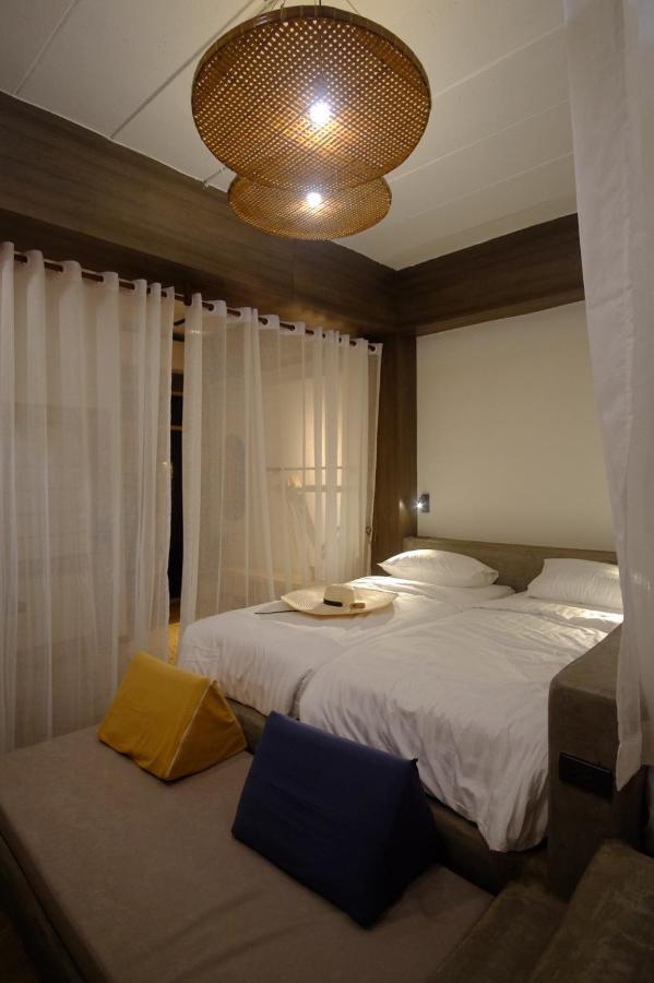 Krung Boutique Hotel Bangkok Ngoại thất bức ảnh