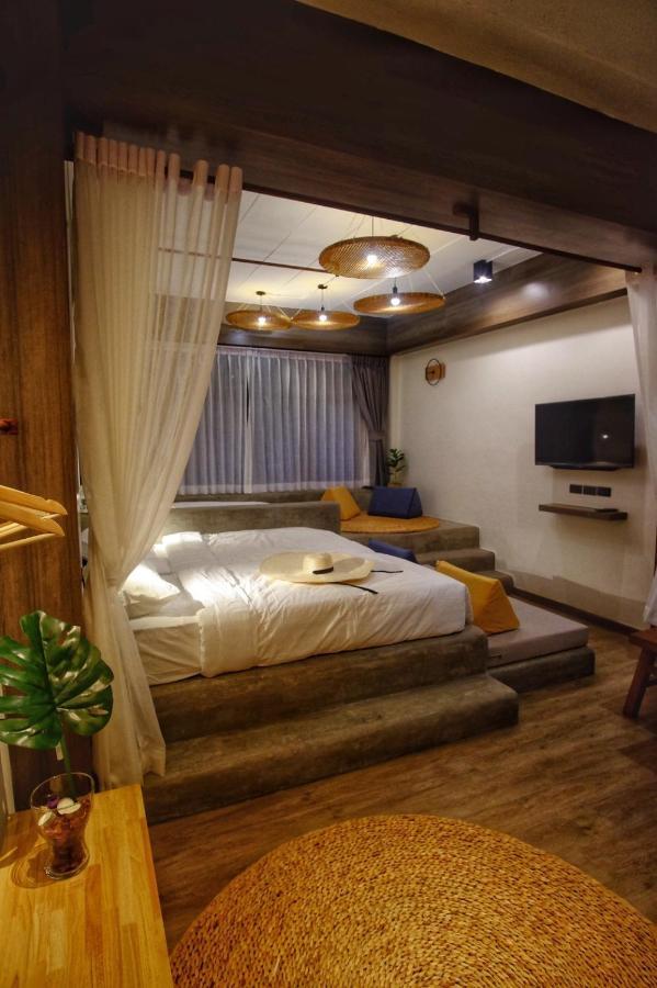 Krung Boutique Hotel Bangkok Ngoại thất bức ảnh