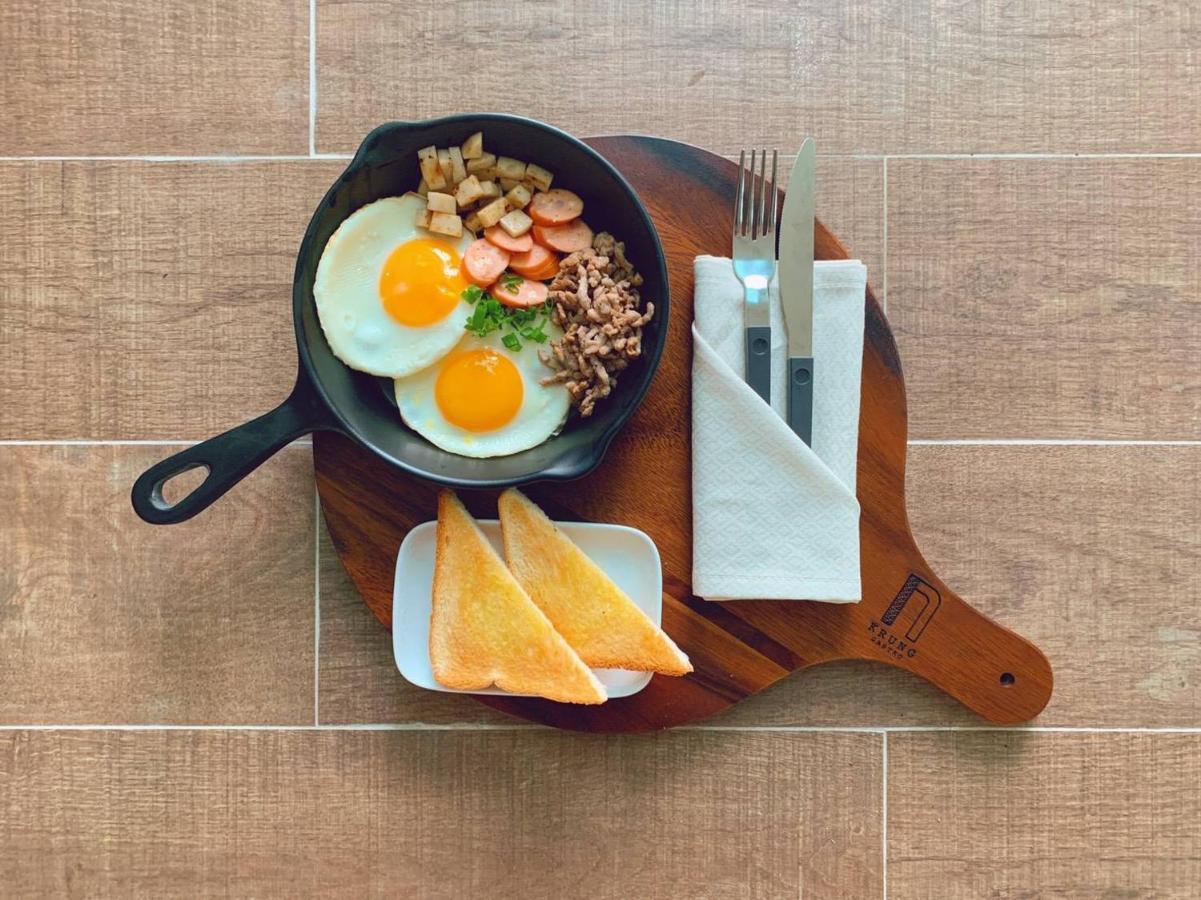 Krung Boutique Hotel Bangkok Ngoại thất bức ảnh